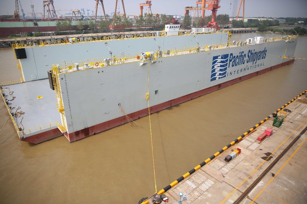 7500 LT Floating Dock Designed for Pacific Shipyards by Heger