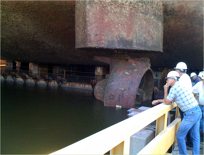 Stern Thruster Cantilevered Off End of Dock of drill ship DEEPWATER PATHFINDER