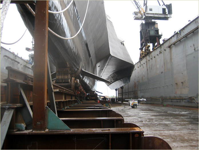 Track on Pontoon Deck - Transfer of 2,500 Ton LCS-2 Independence